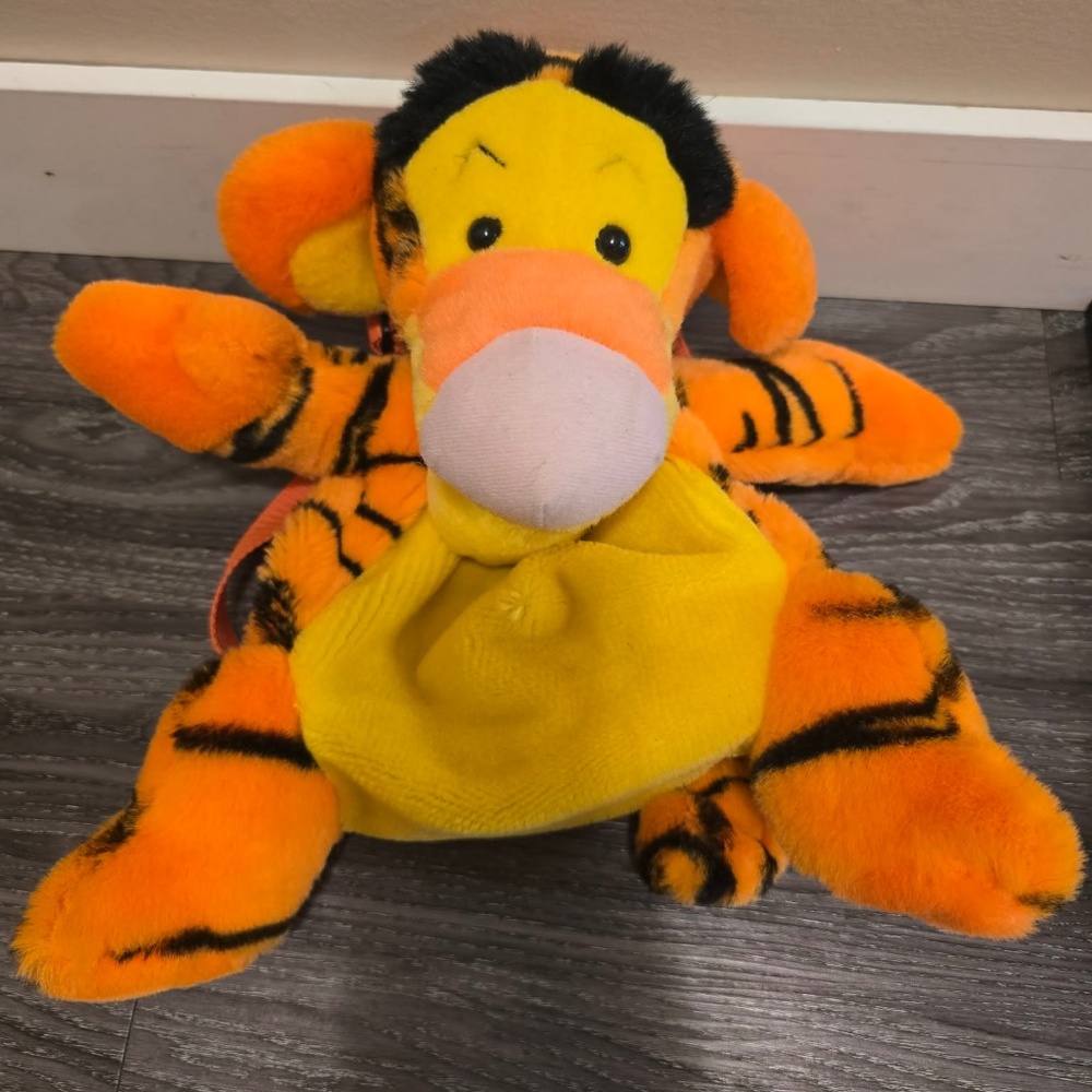 Vintage Winnie the Pooh Tigger Backpack